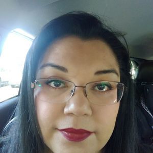 Meet your Posher, Stacy